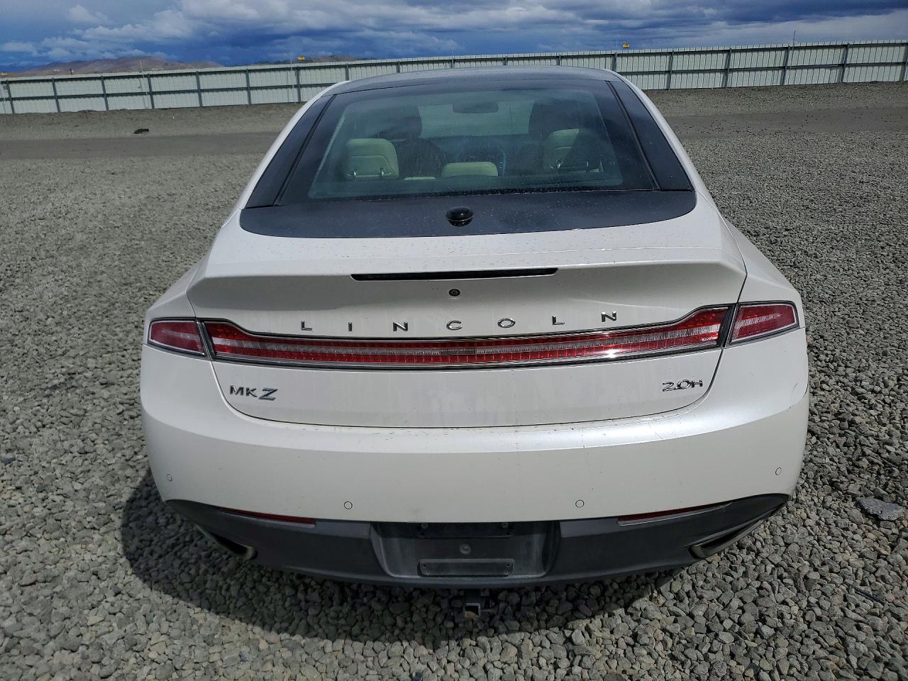 2015 LINCOLN MKZ HYBRID photo 11