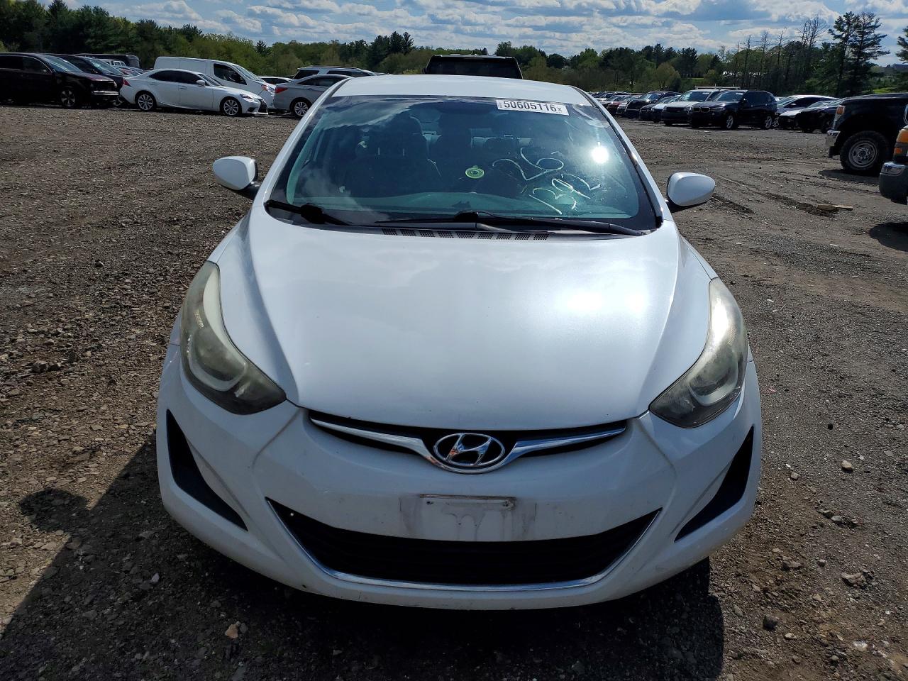 2016 HYUNDAI ELANTRA SE photo 13