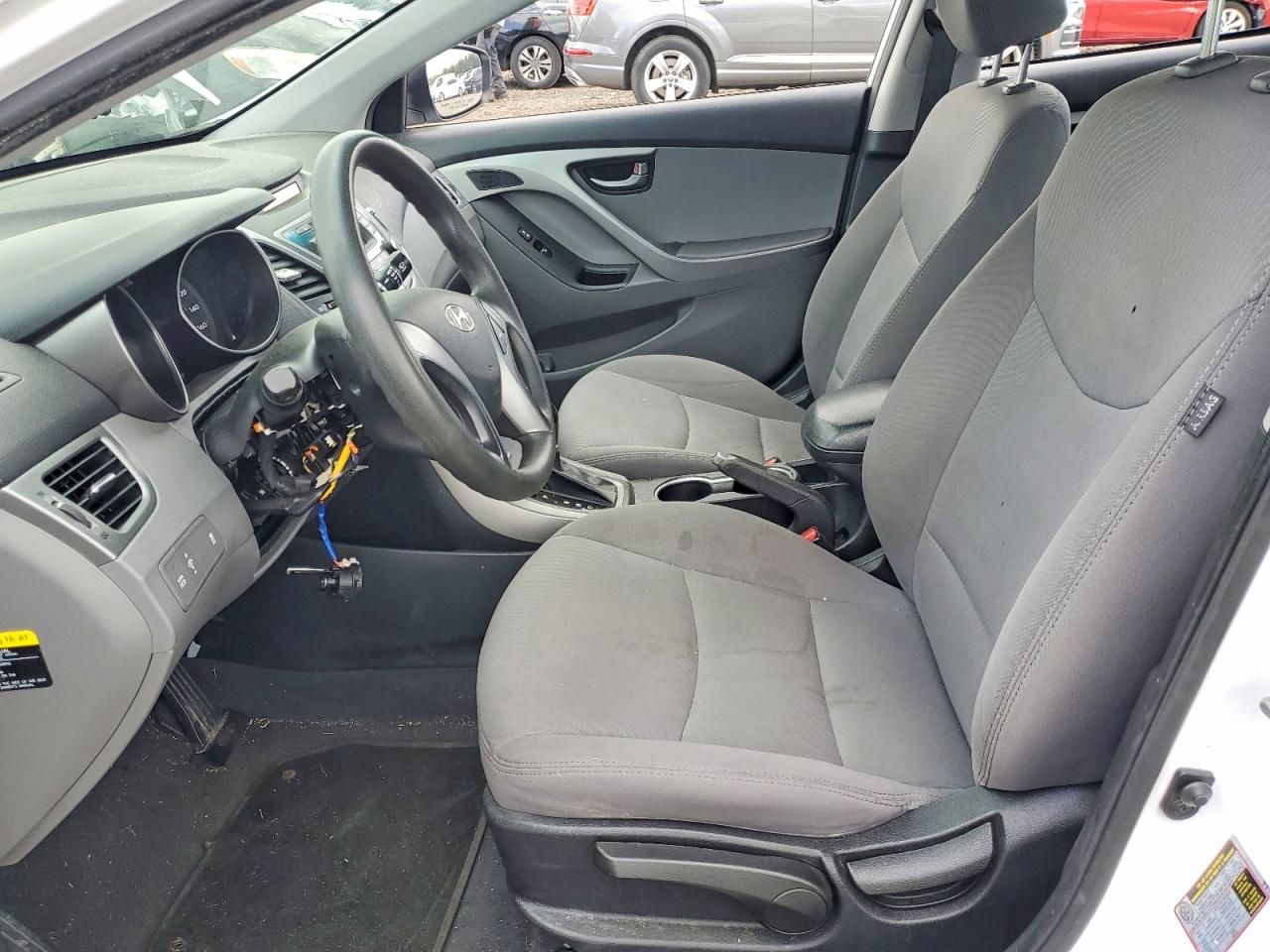 2016 HYUNDAI ELANTRA SE photo 19
