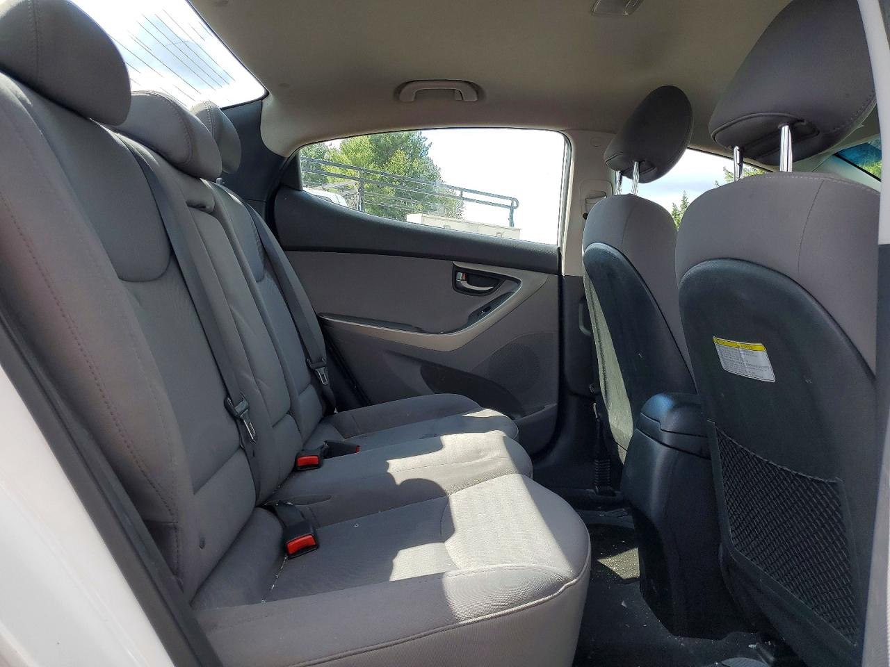 2016 HYUNDAI ELANTRA SE photo 28