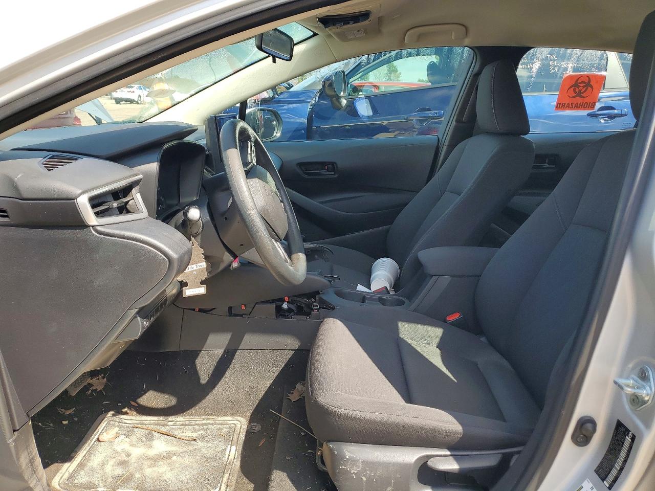 2024 TOYOTA COROLLA LE photo 13