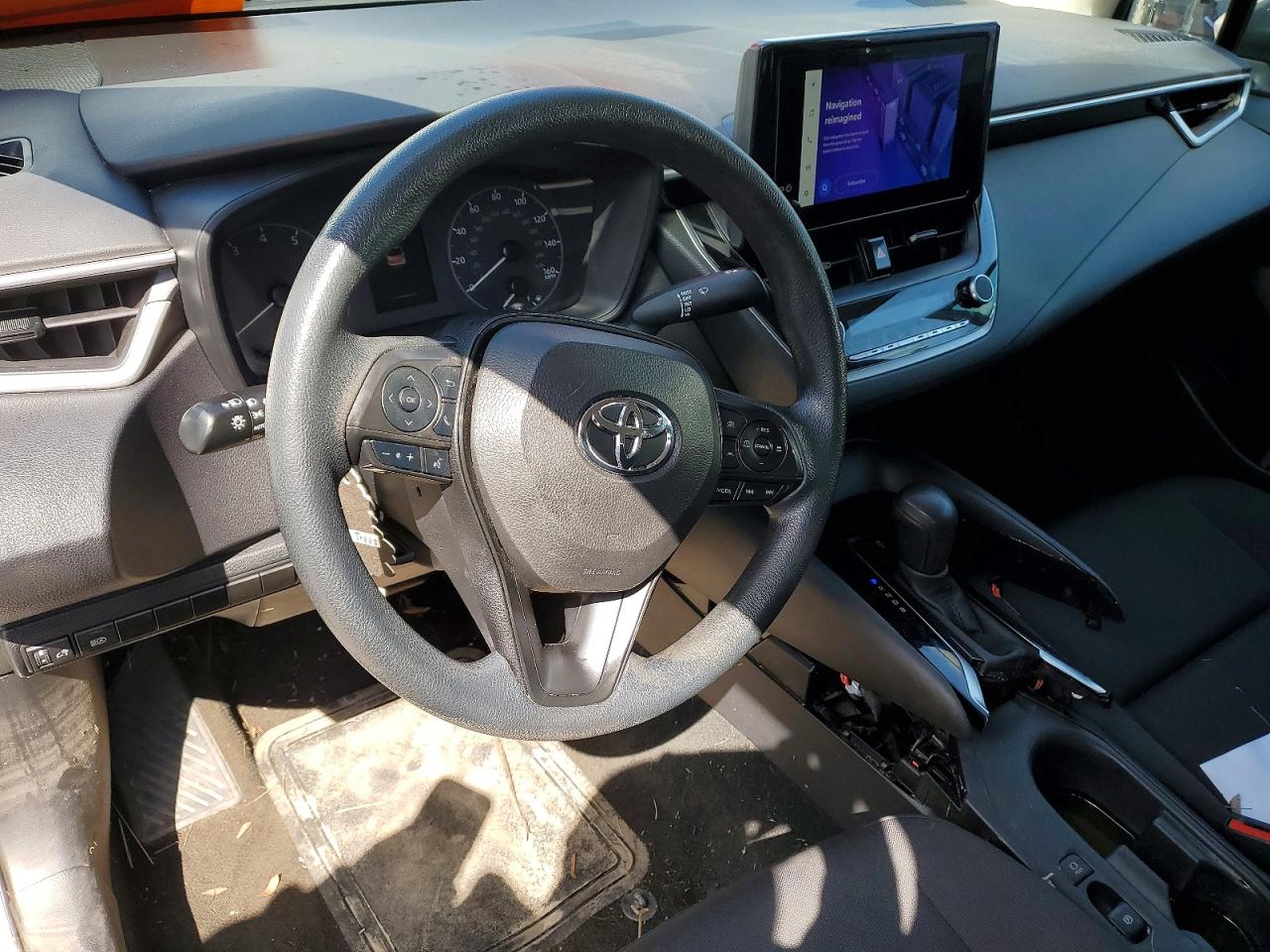 2024 TOYOTA COROLLA LE photo 15