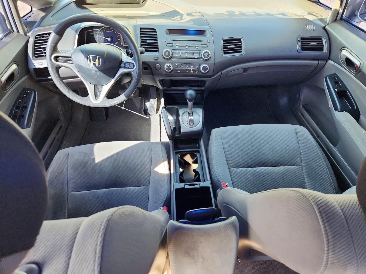 2010 HONDA CIVIC LX photo 8