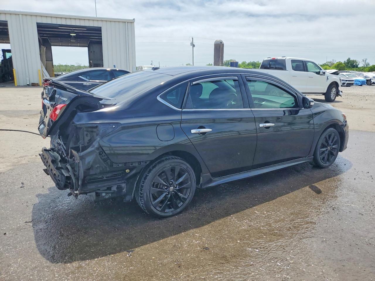 2017 NISSAN SENTRA SR TURBO photo 5