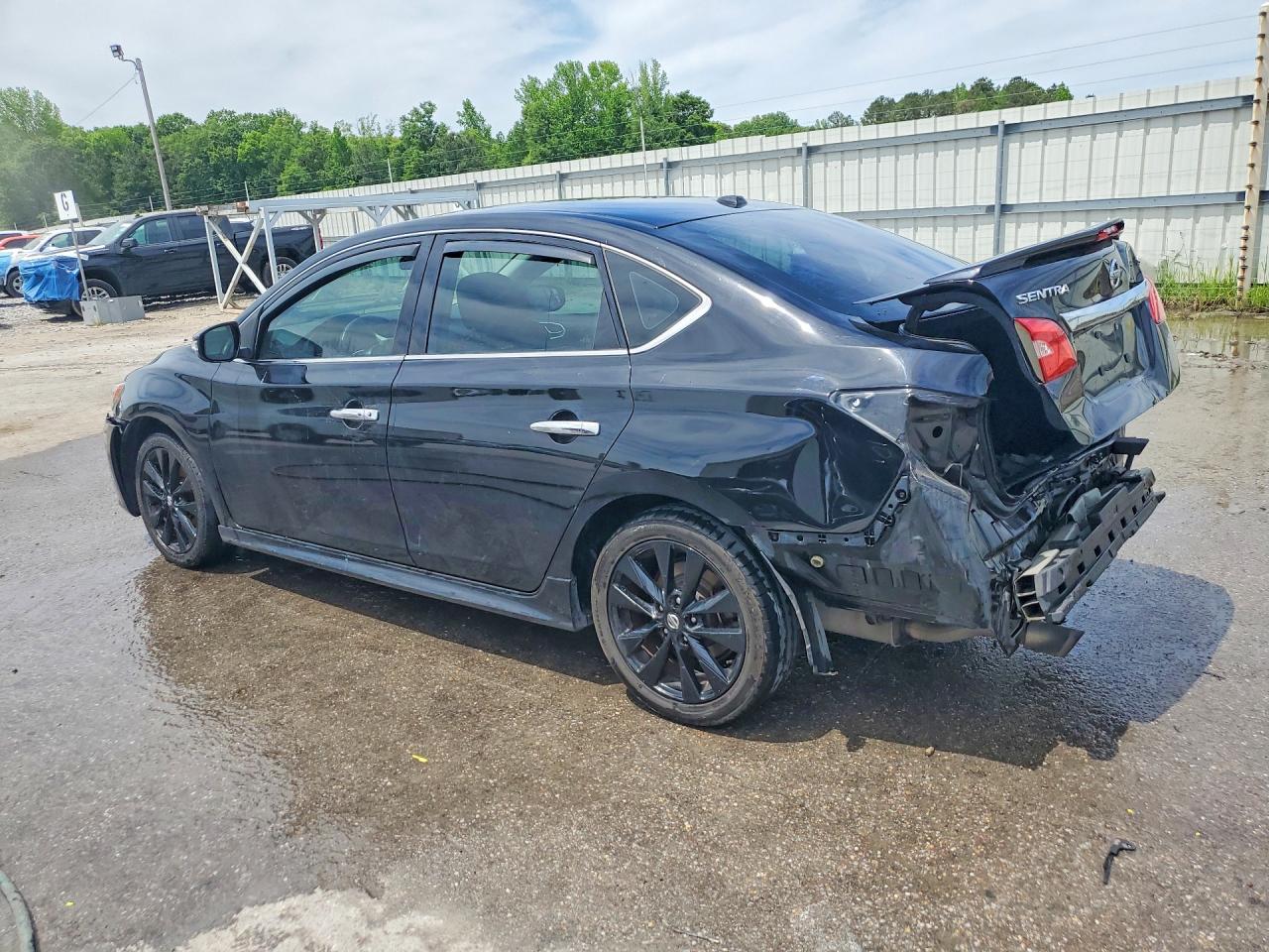 2017 NISSAN SENTRA SR TURBO photo 3