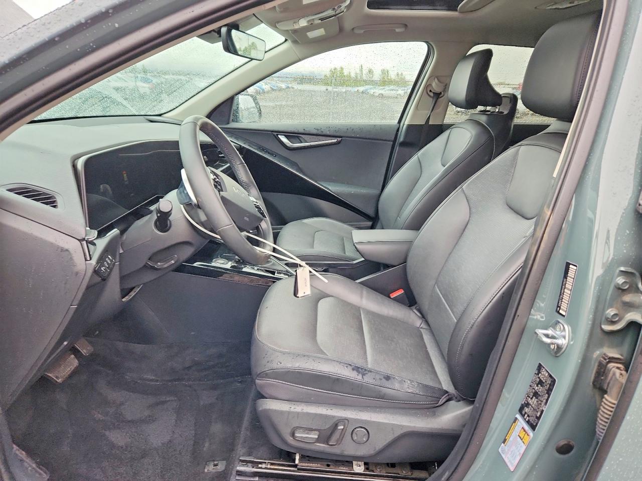 2024 KIA NIRO SX photo 19