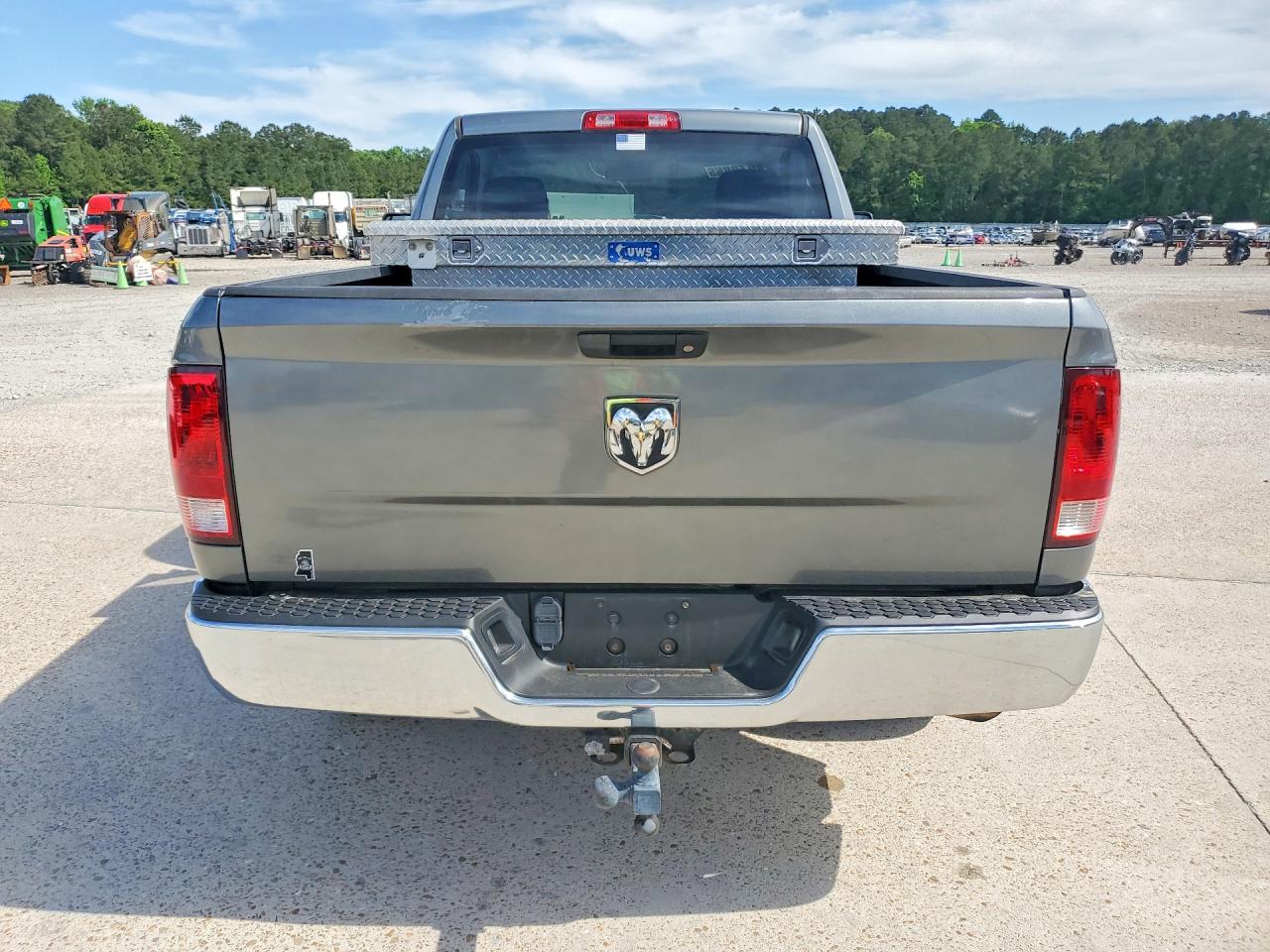 2013 RAM 1500 ST photo 11