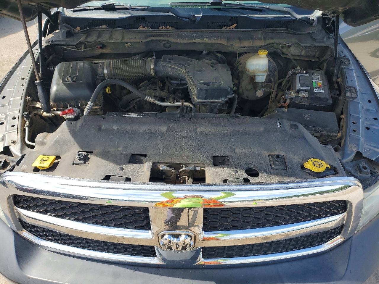 2013 RAM 1500 ST photo 21