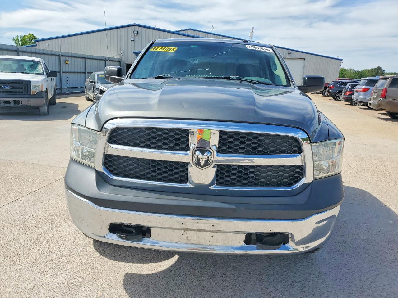 2013 RAM 1500 ST photo 9