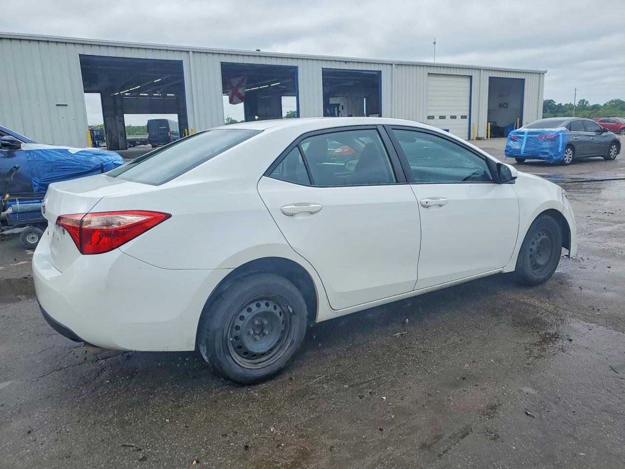 2018 TOYOTA COROLLA L photo 7