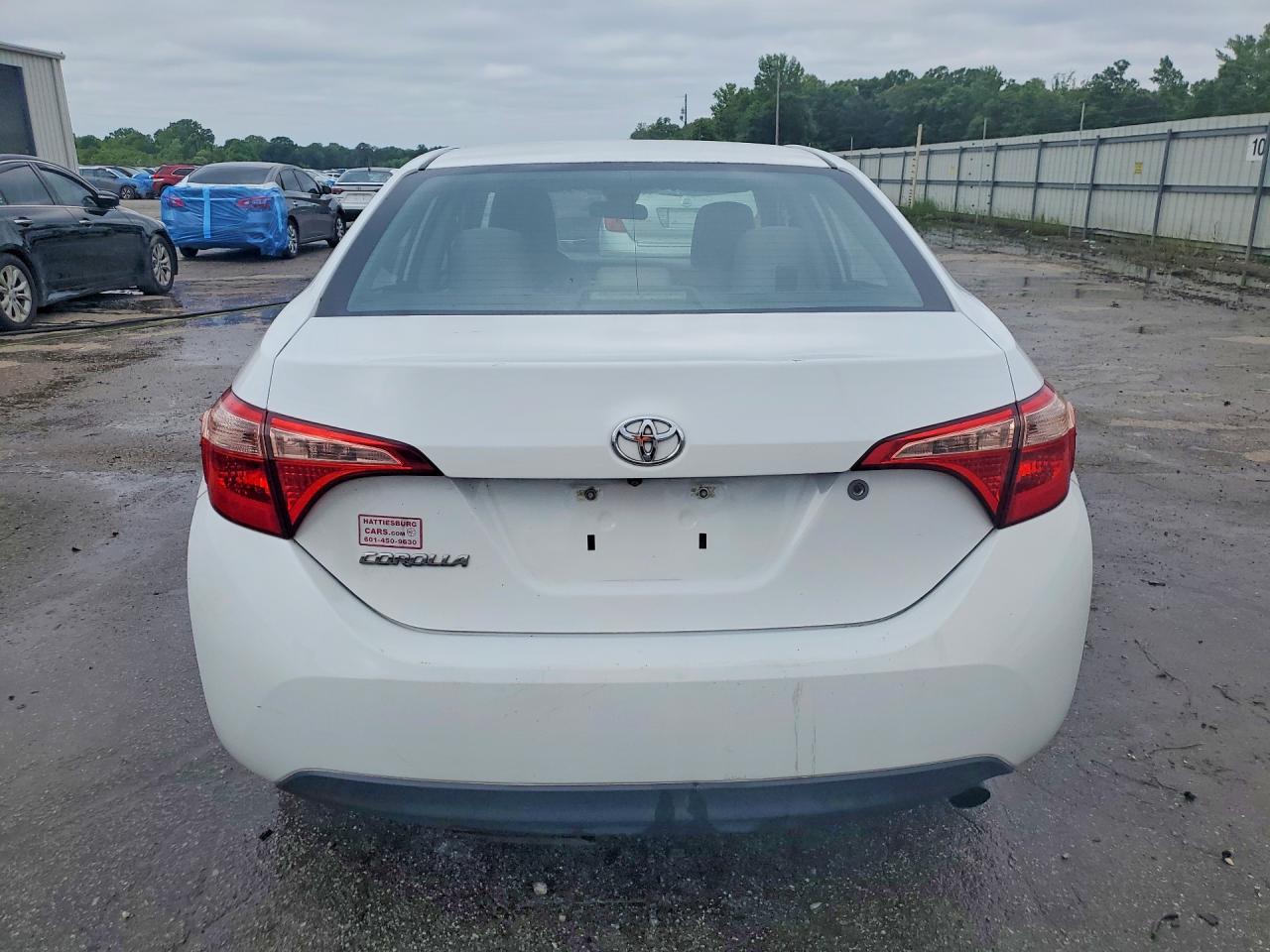 2018 TOYOTA COROLLA L photo 16