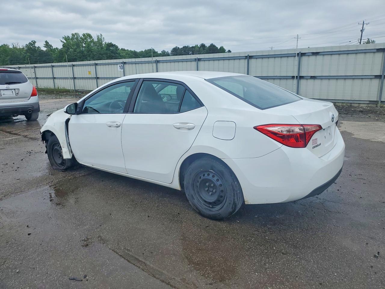 2018 TOYOTA COROLLA L photo 4