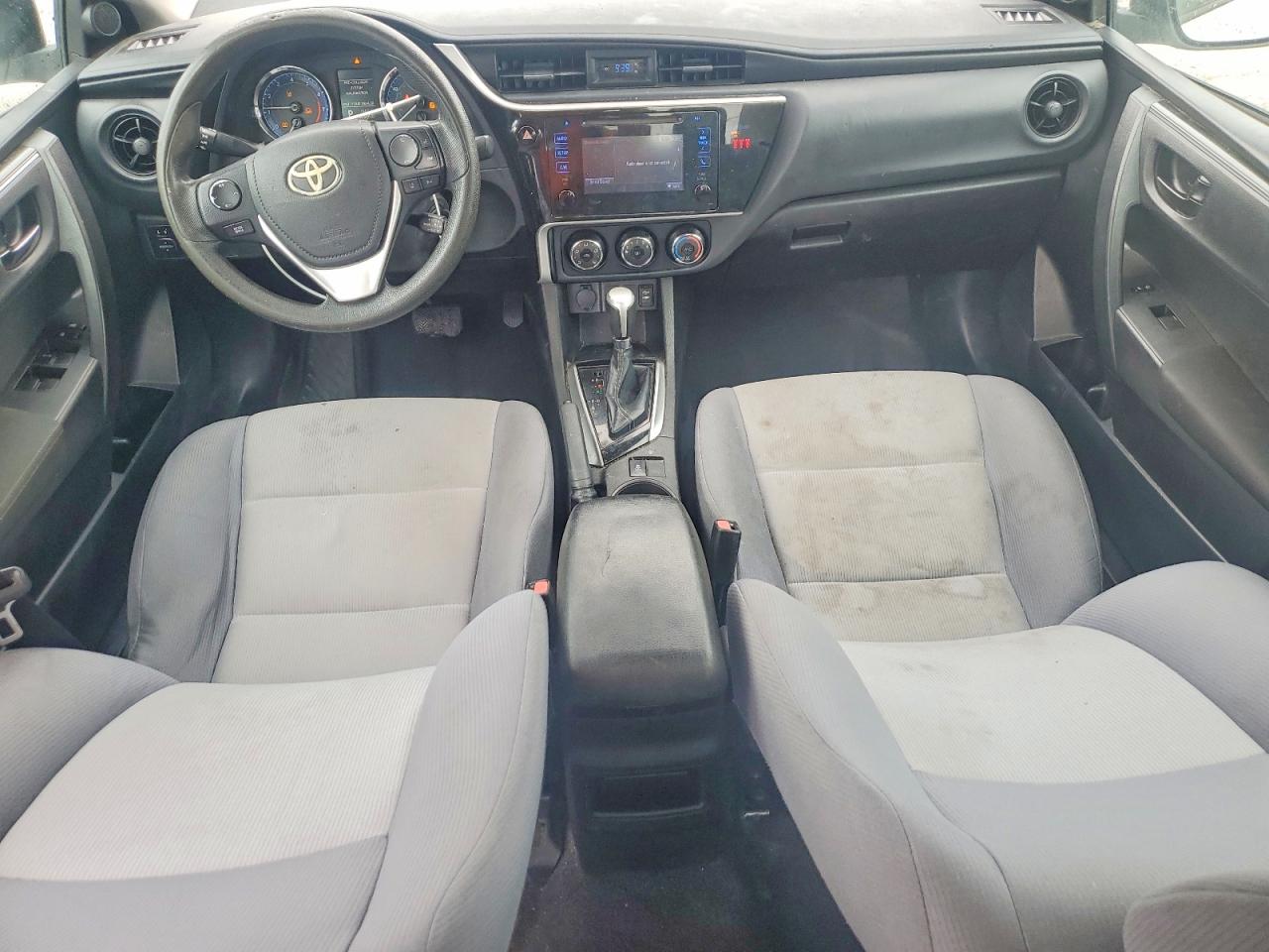 2018 TOYOTA COROLLA L photo 22