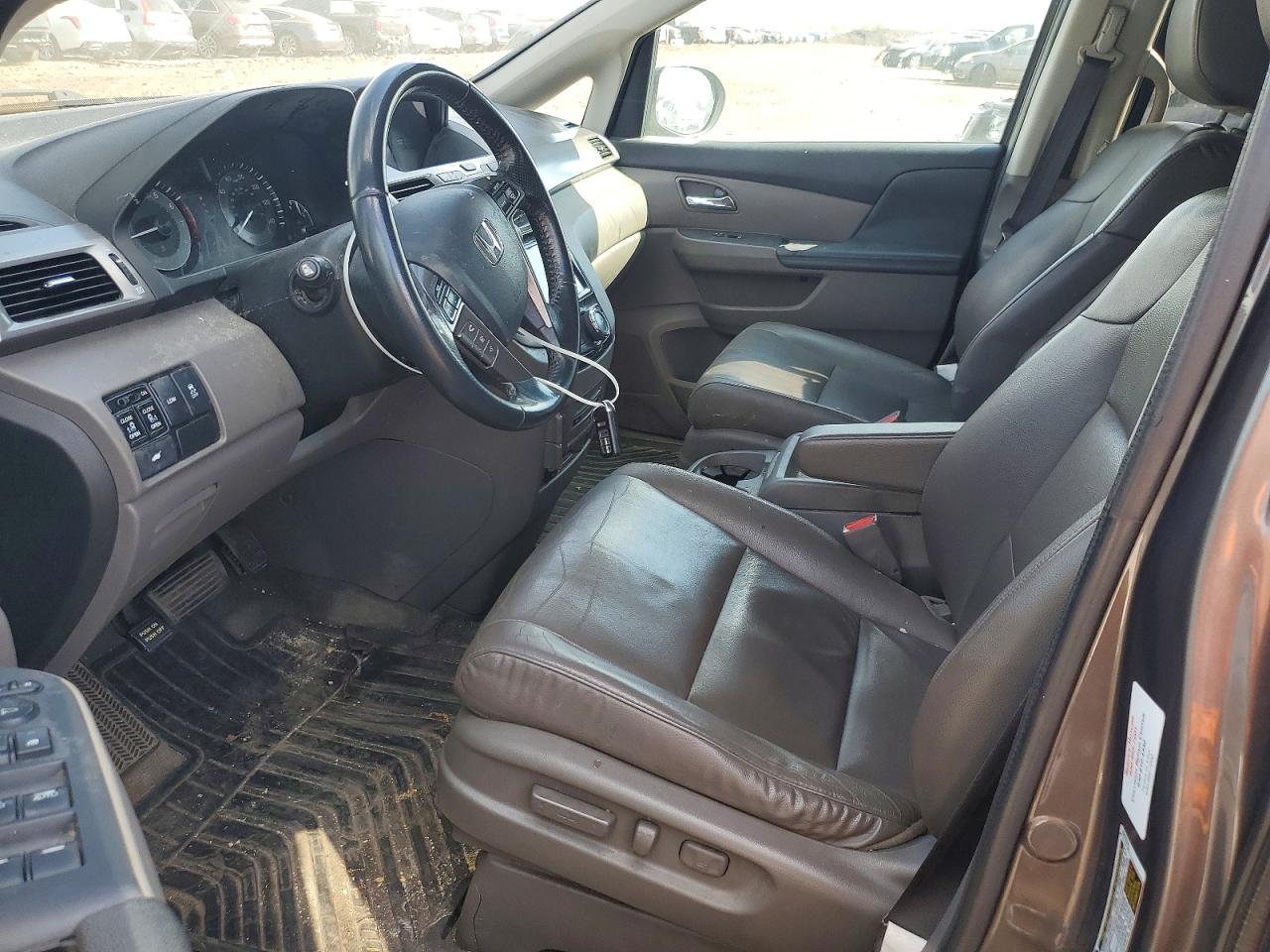 2016 HONDA ODYSSEY EXL photo 13