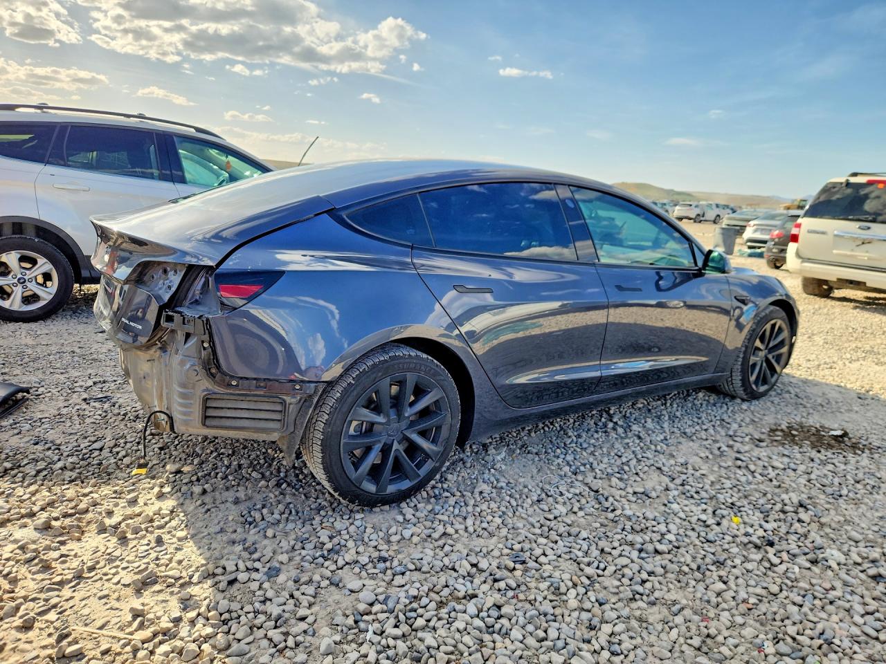 2022 TESLA MODEL 3 photo 7