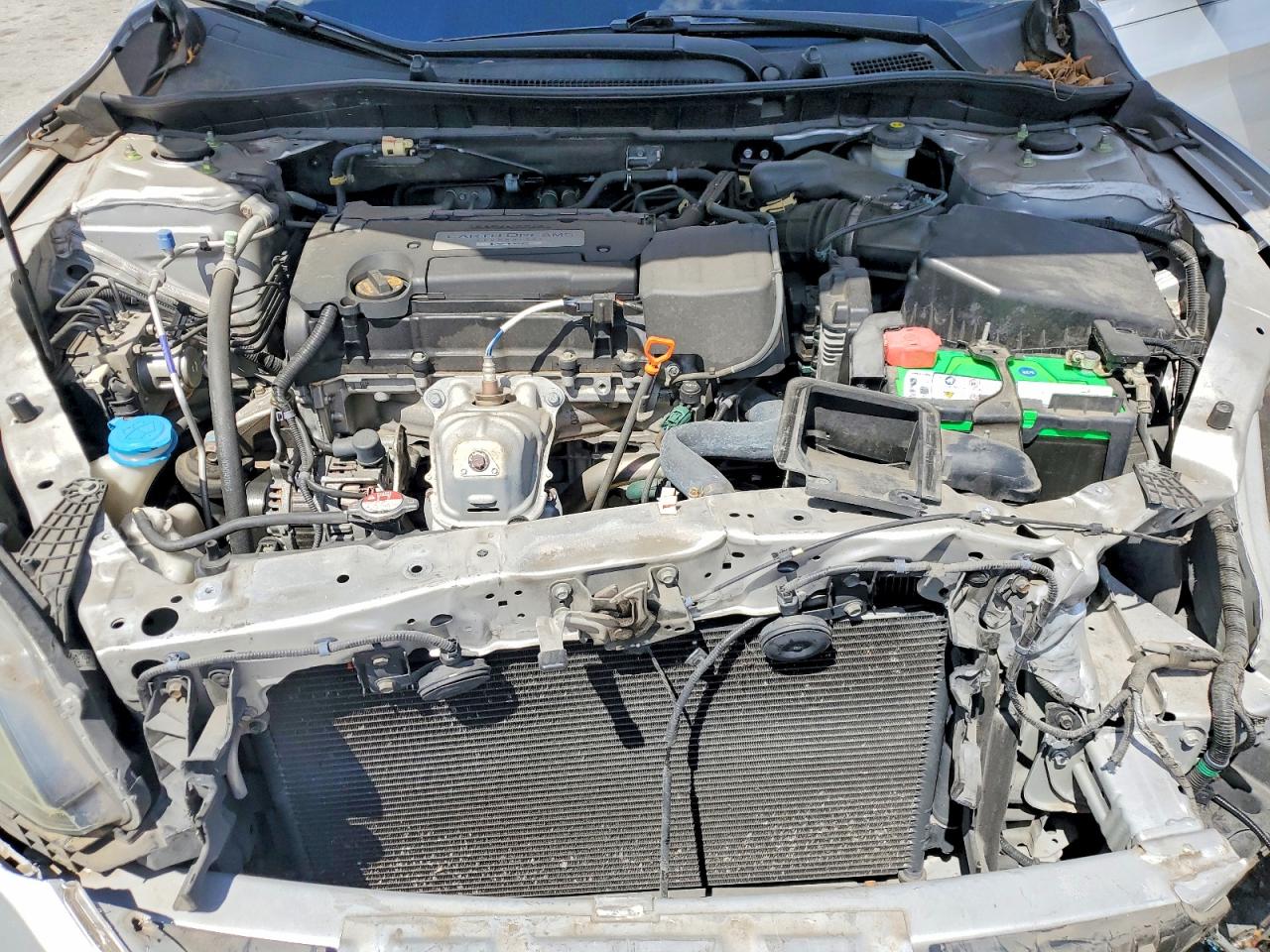 2014 HONDA ACCORD LX photo 31