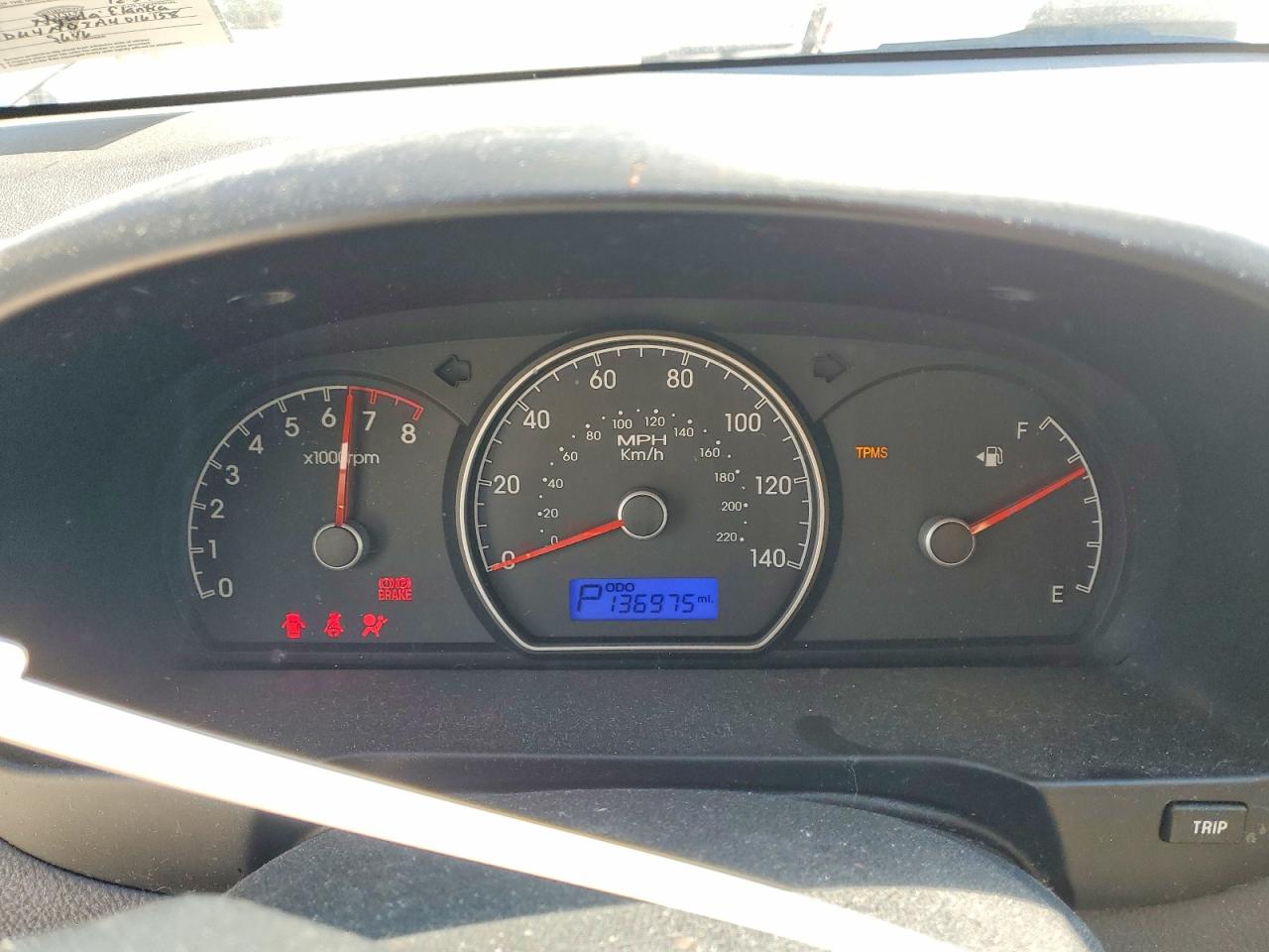 2010 HYUNDAI ELANTRA GLS photo 25