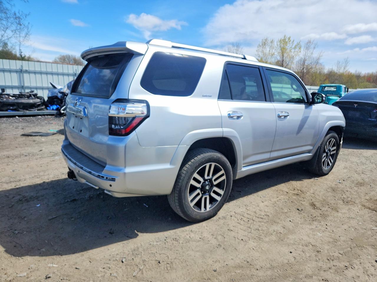 2022 TOYOTA 4RUNNER LIMITED photo 5
