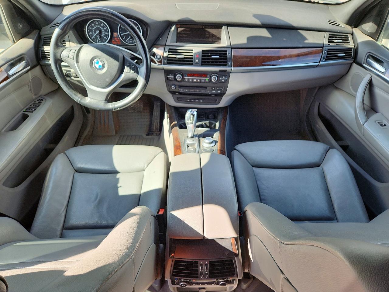 2009 BMW X5 XDRIVE48I photo 15