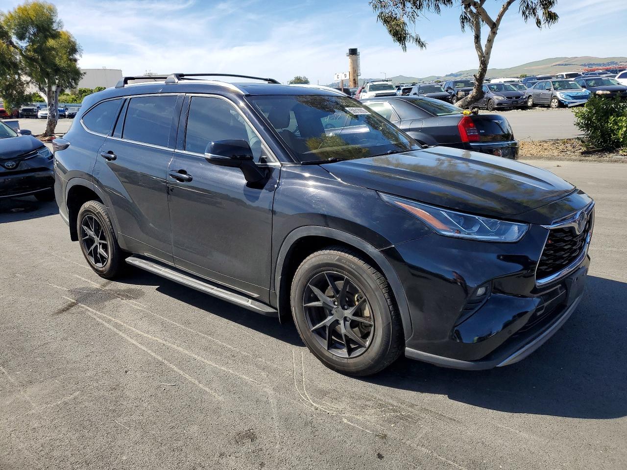 2022 TOYOTA HIGHLANDER HYBRID PLATINUM photo 4