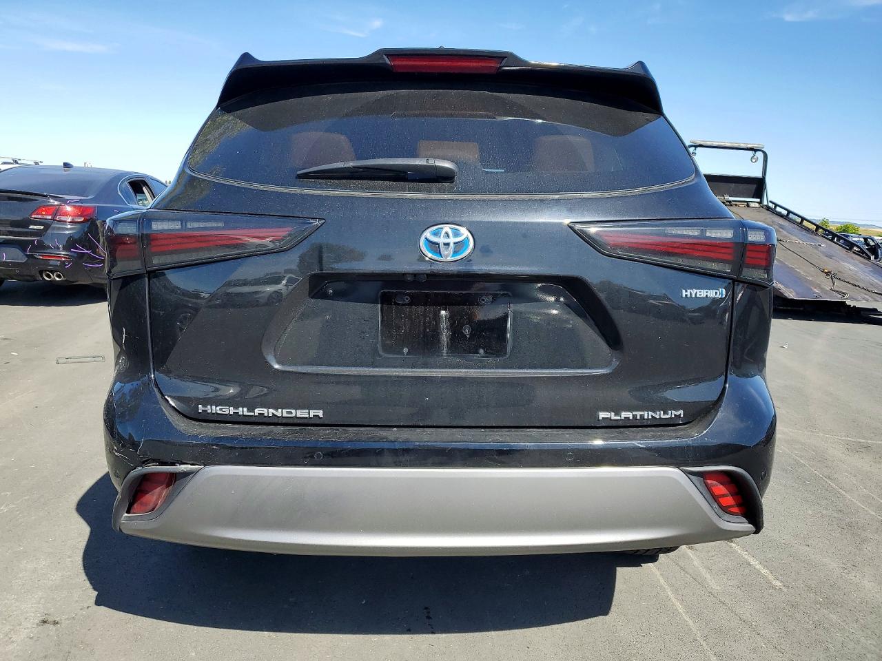 2022 TOYOTA HIGHLANDER HYBRID PLATINUM photo 6