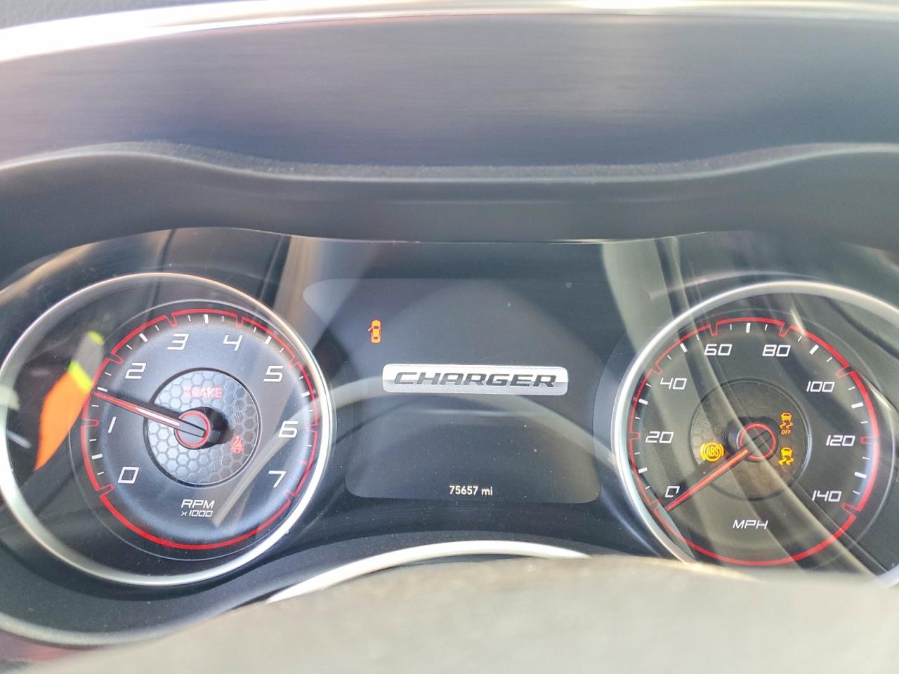 2018 DODGE CHARGER SXT photo 9