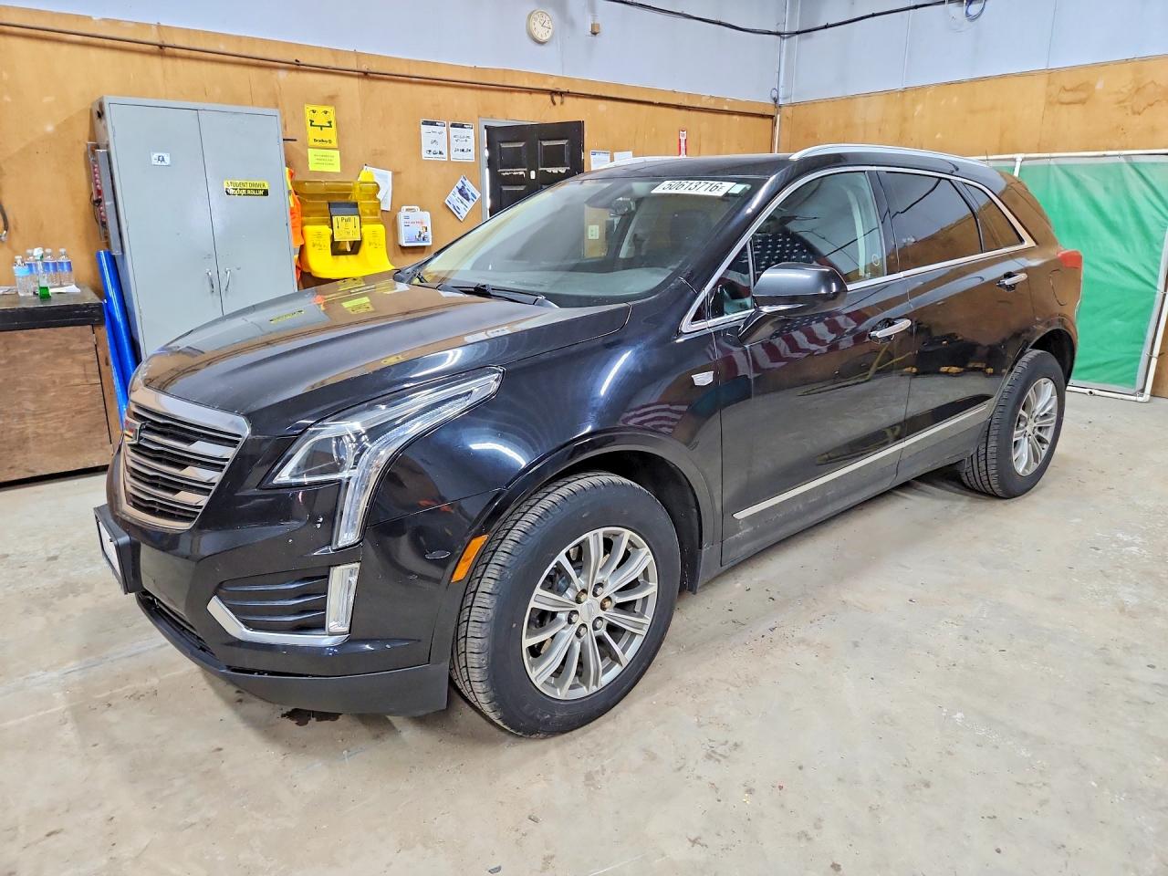 2017 CADILLAC XT5