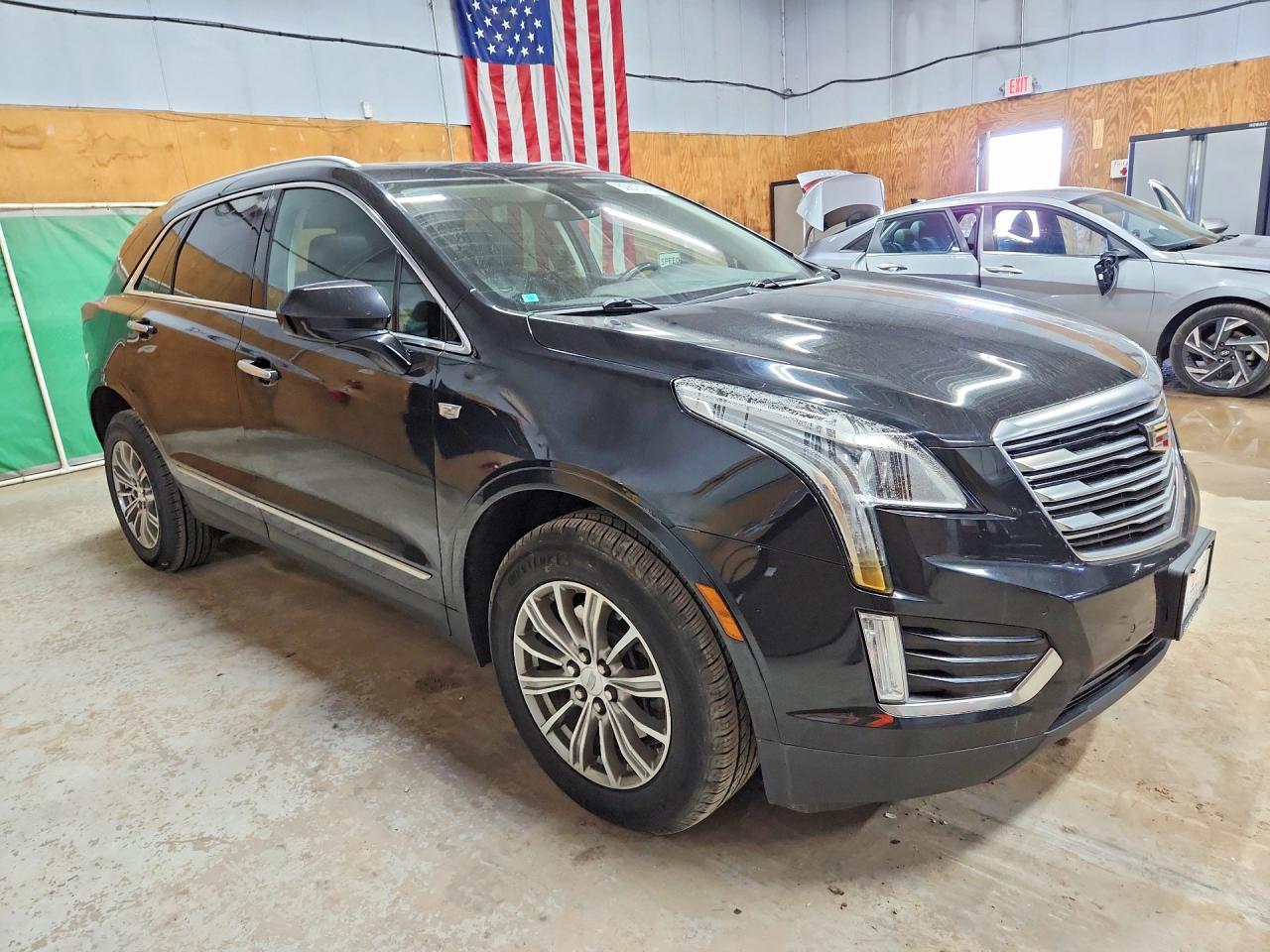 2017 CADILLAC XT5 LUXURY photo 7
