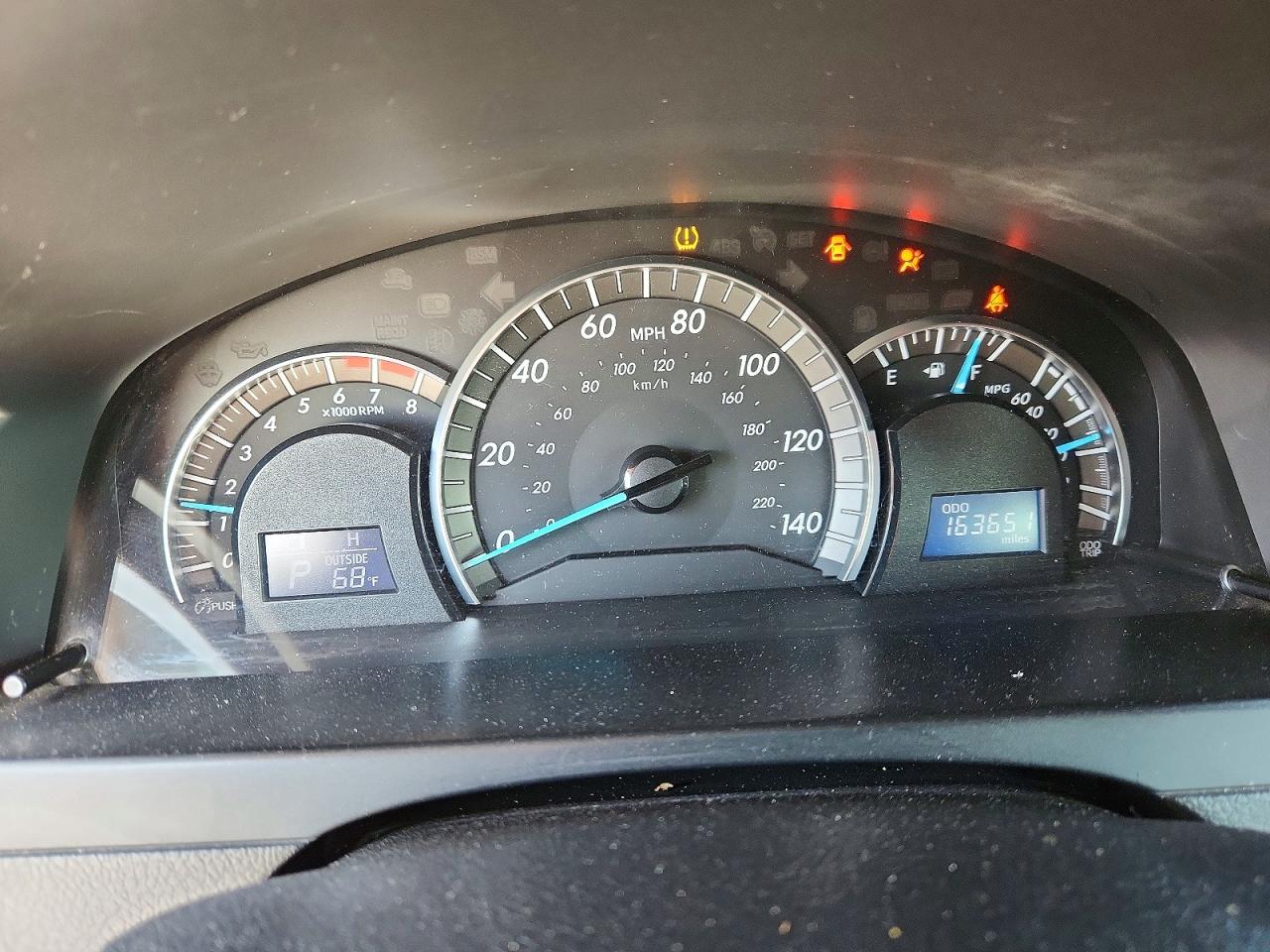 2013 TOYOTA CAMRY SE photo 17