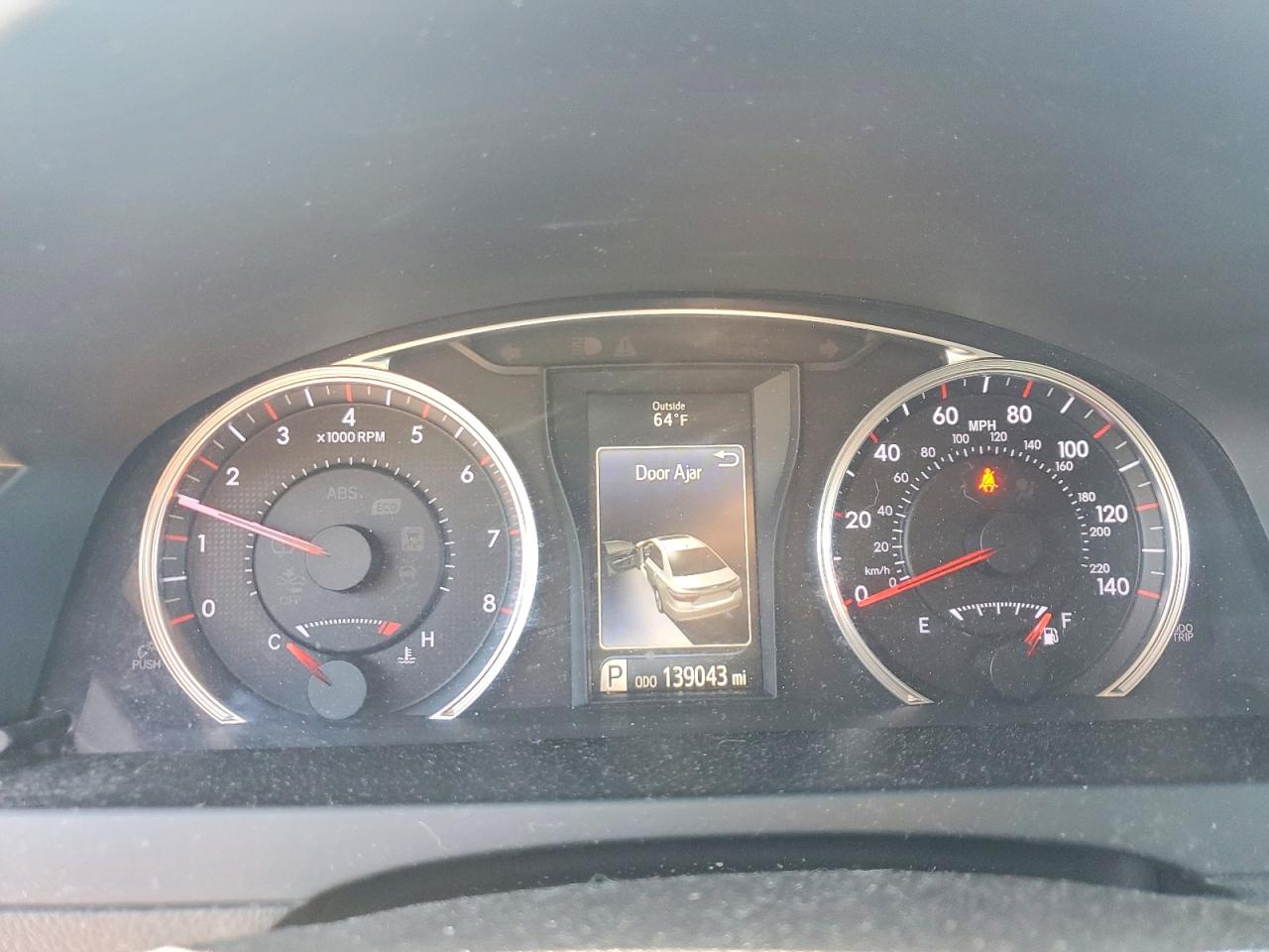 2017 TOYOTA CAMRY photo 17