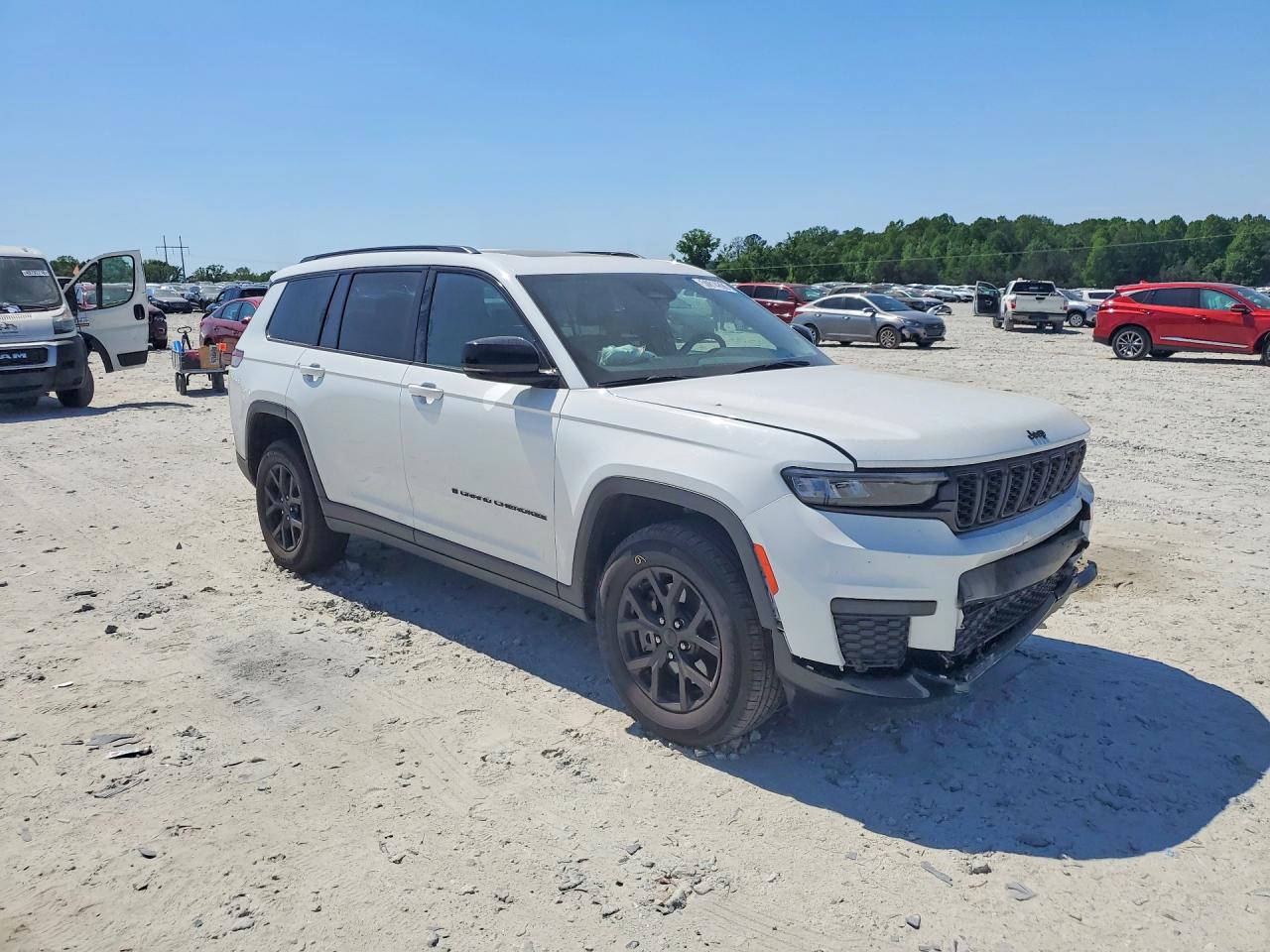 2024 JEEP GRAND CHEROKEE L LAREDO photo 10
