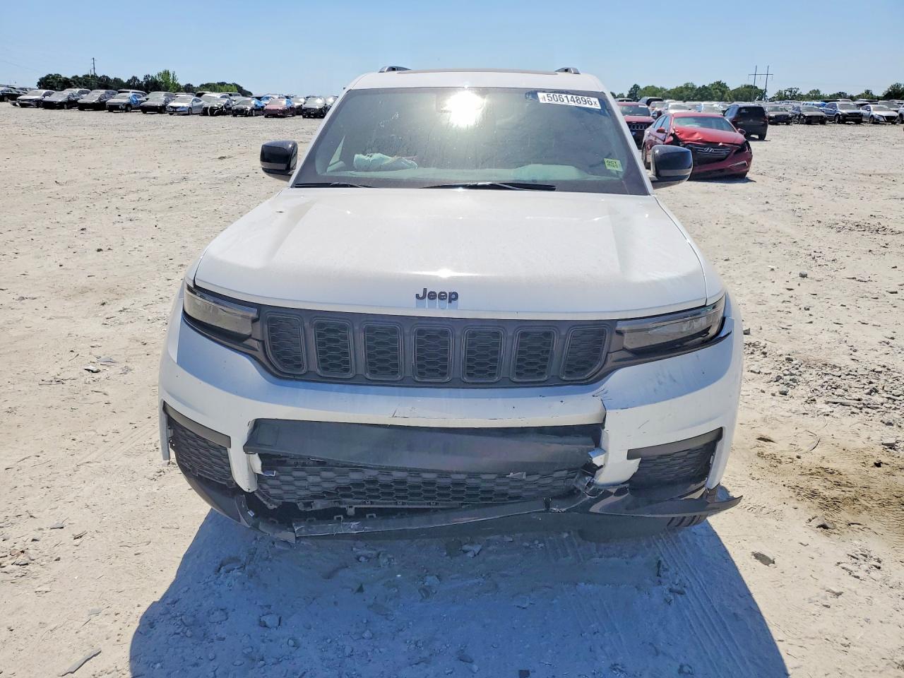 2024 JEEP GRAND CHEROKEE L LAREDO photo 13