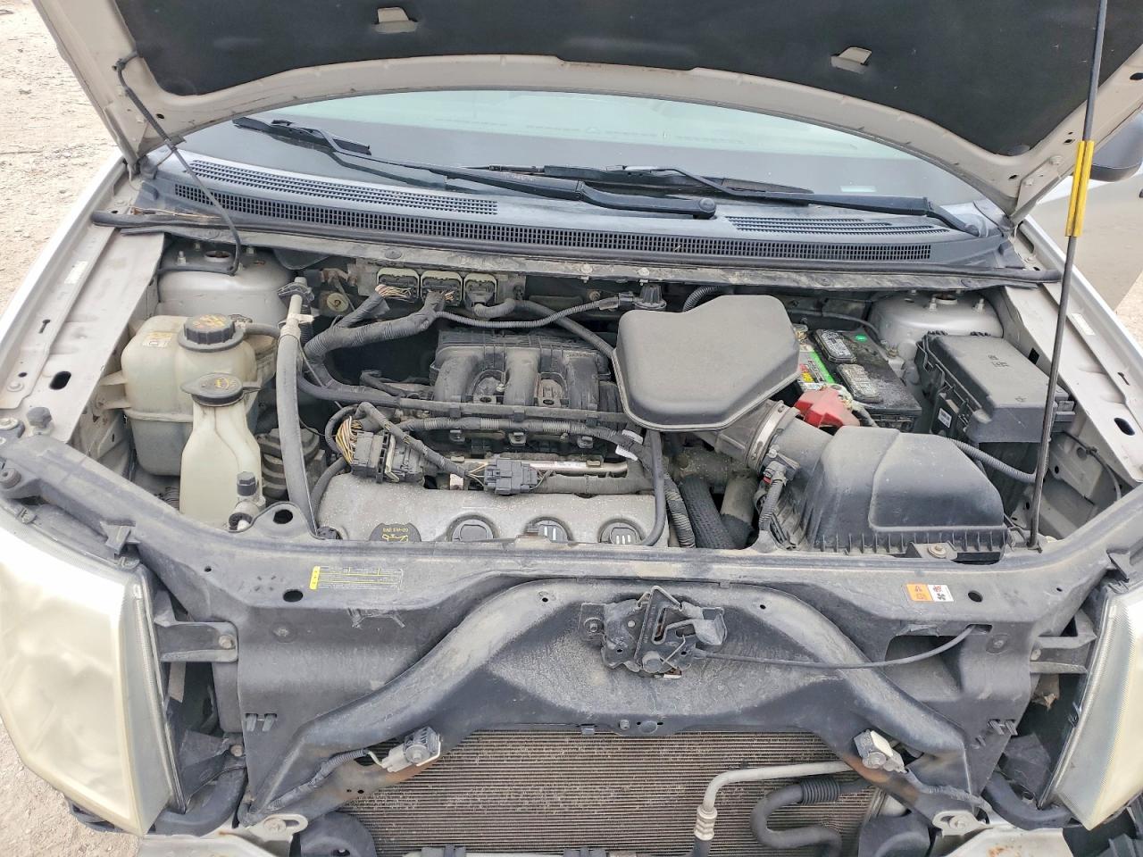 2010 FORD EDGE SE photo 12