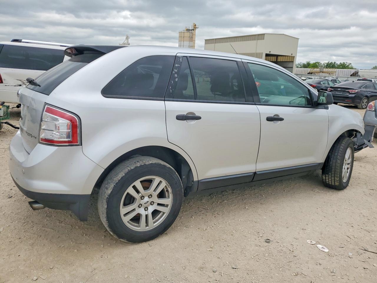 2010 FORD EDGE SE photo 3