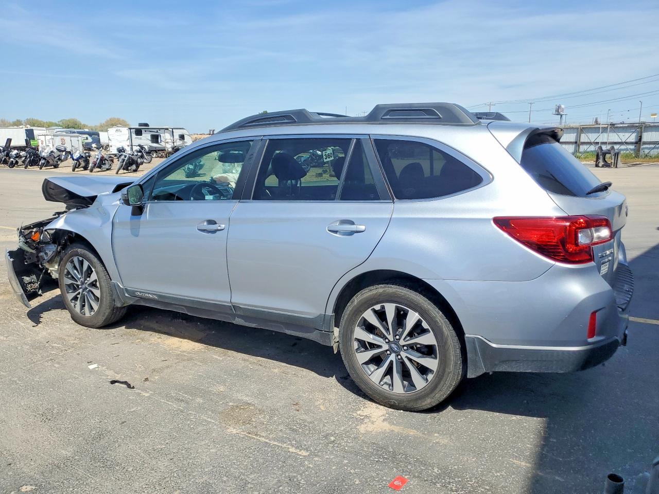 2015 SUBARU OUTBACK photo 2