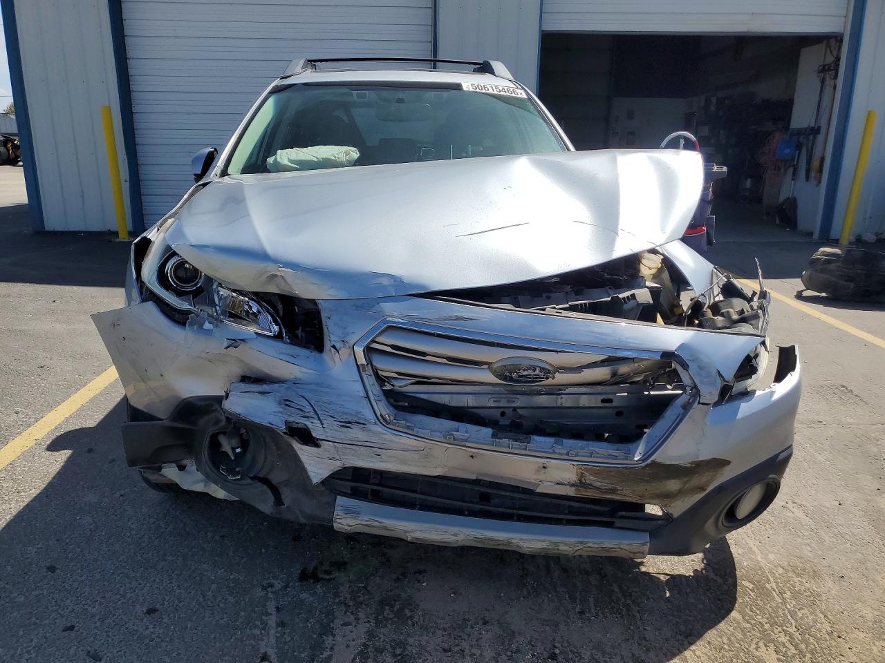 2015 SUBARU OUTBACK photo 5