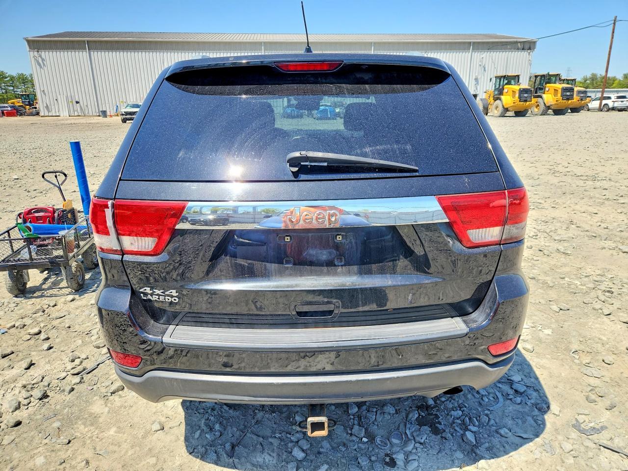 2012 JEEP GRAND CHEROKEE LAREDO photo 6