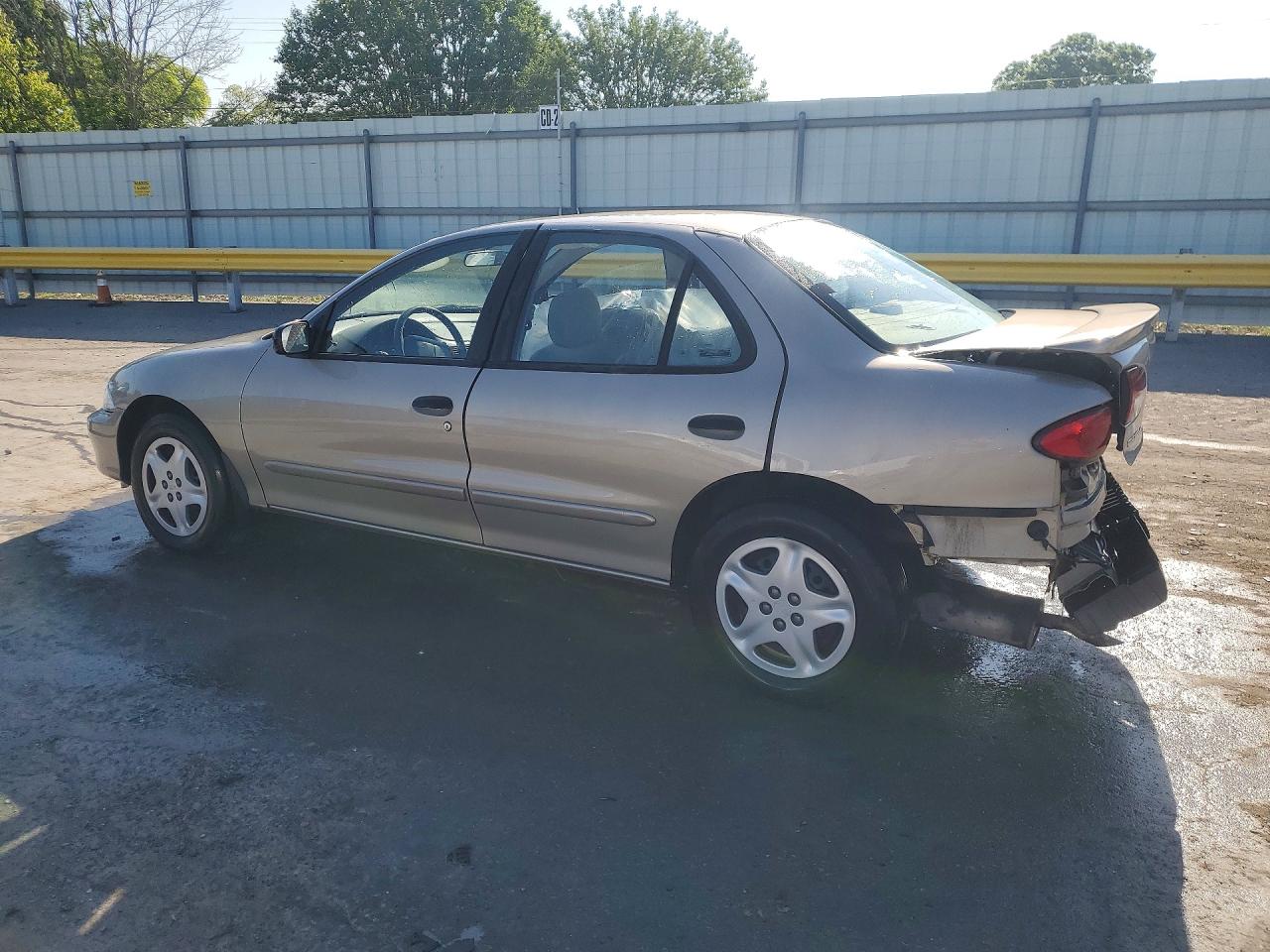 2002 CHEVROLET CAVALIER LS photo 4