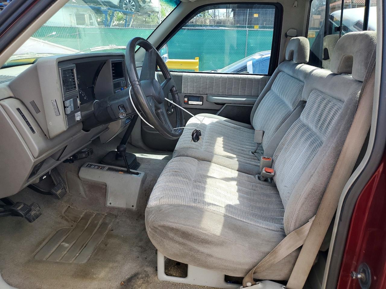 1994 GMC SIERRA K1500 photo 13