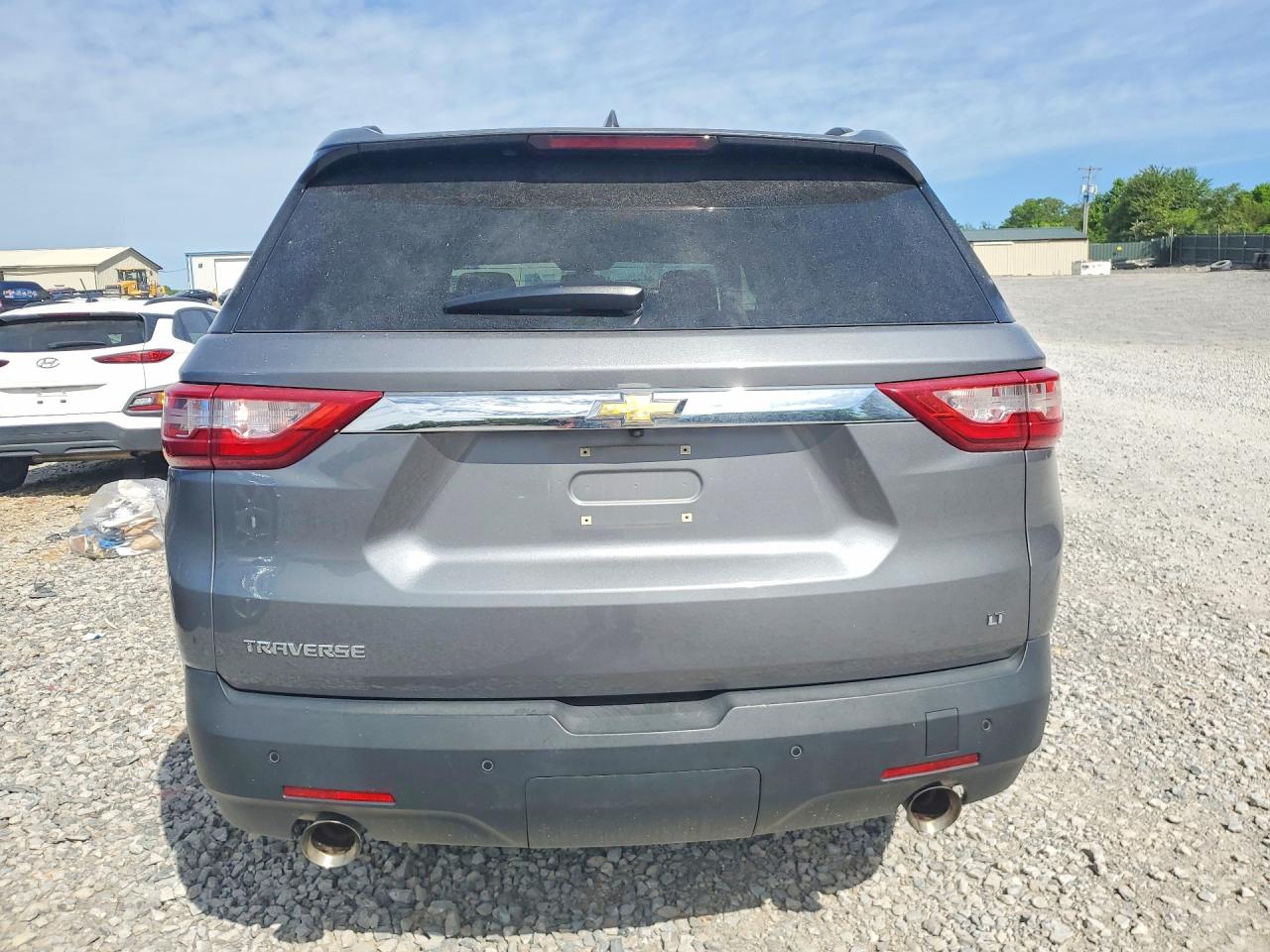 2019 CHEVROLET TRAVERSE LT photo 11