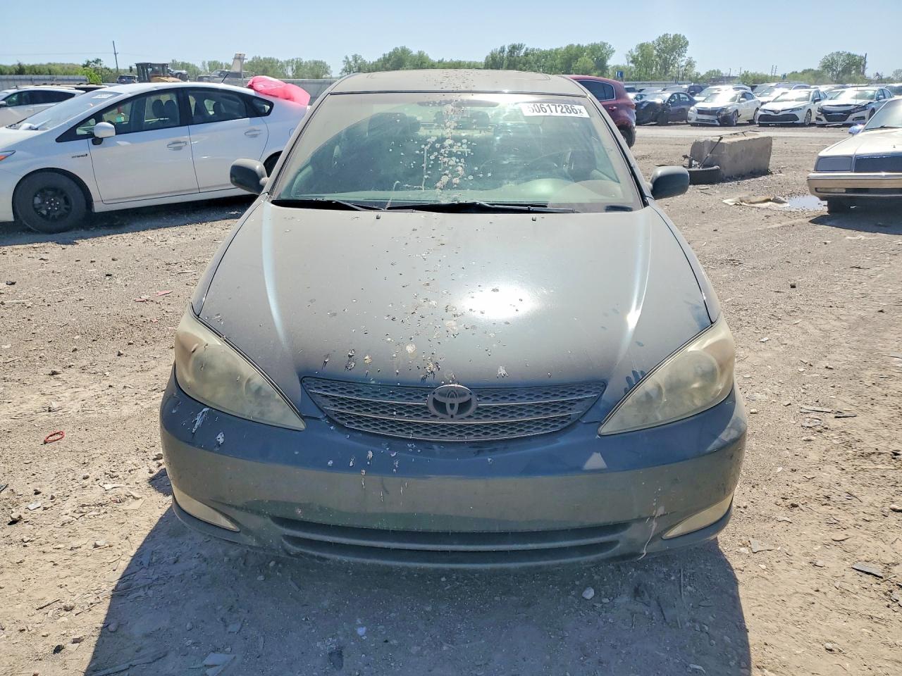 2003 TOYOTA CAMRY XLE V6 photo 13
