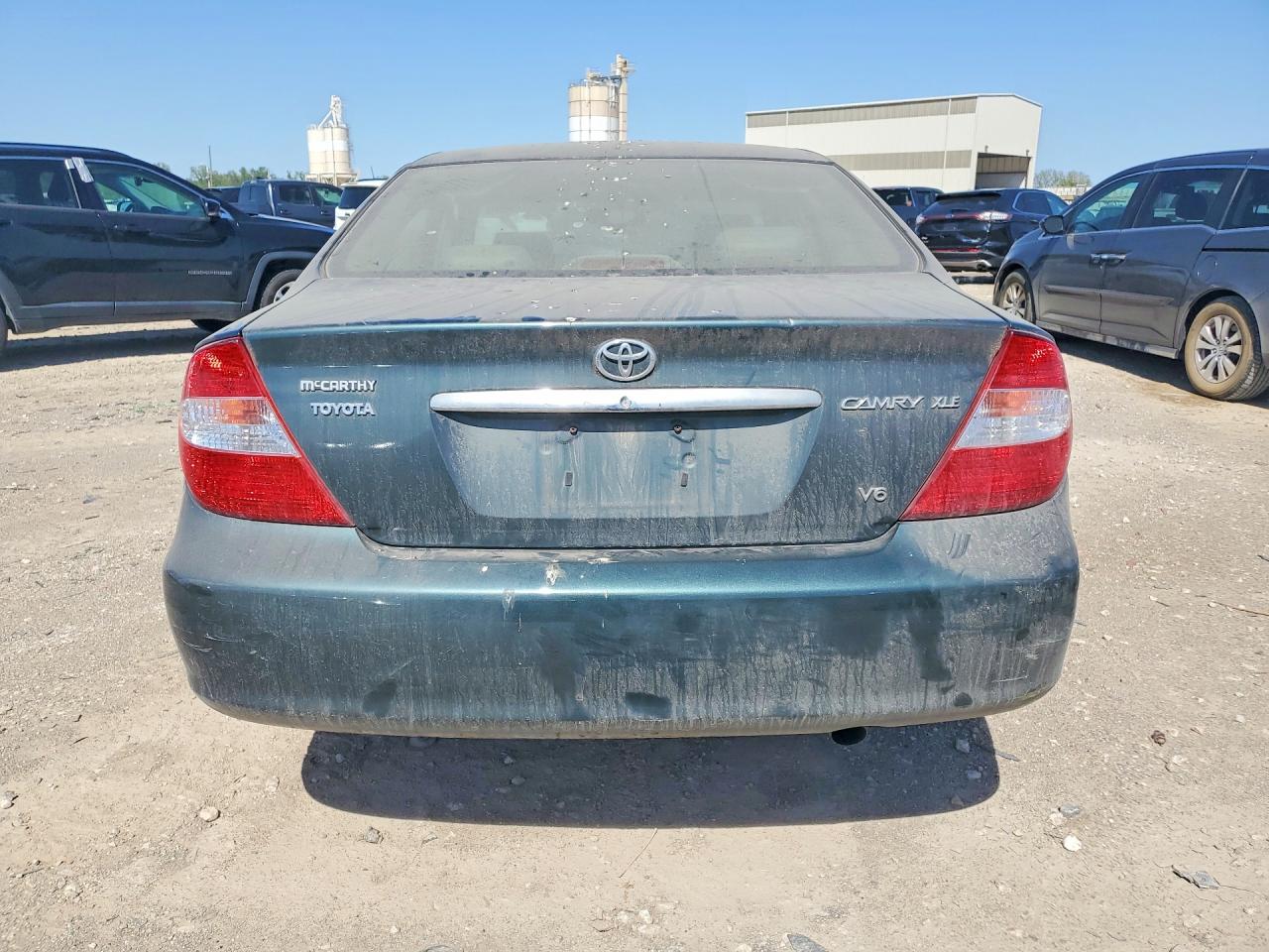 2003 TOYOTA CAMRY XLE V6 photo 16