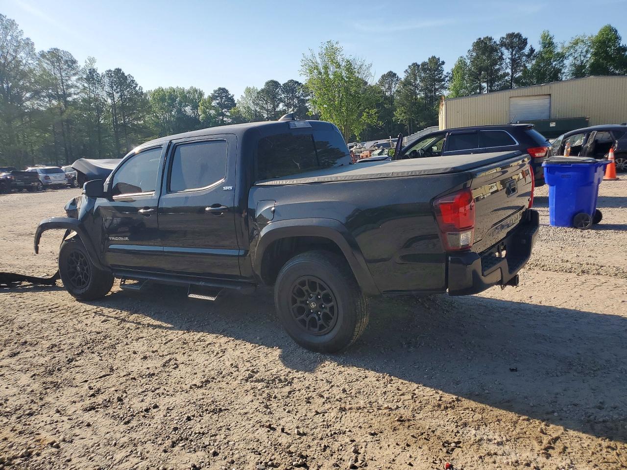 2022 TOYOTA TACOMA SR5 V6 photo 2