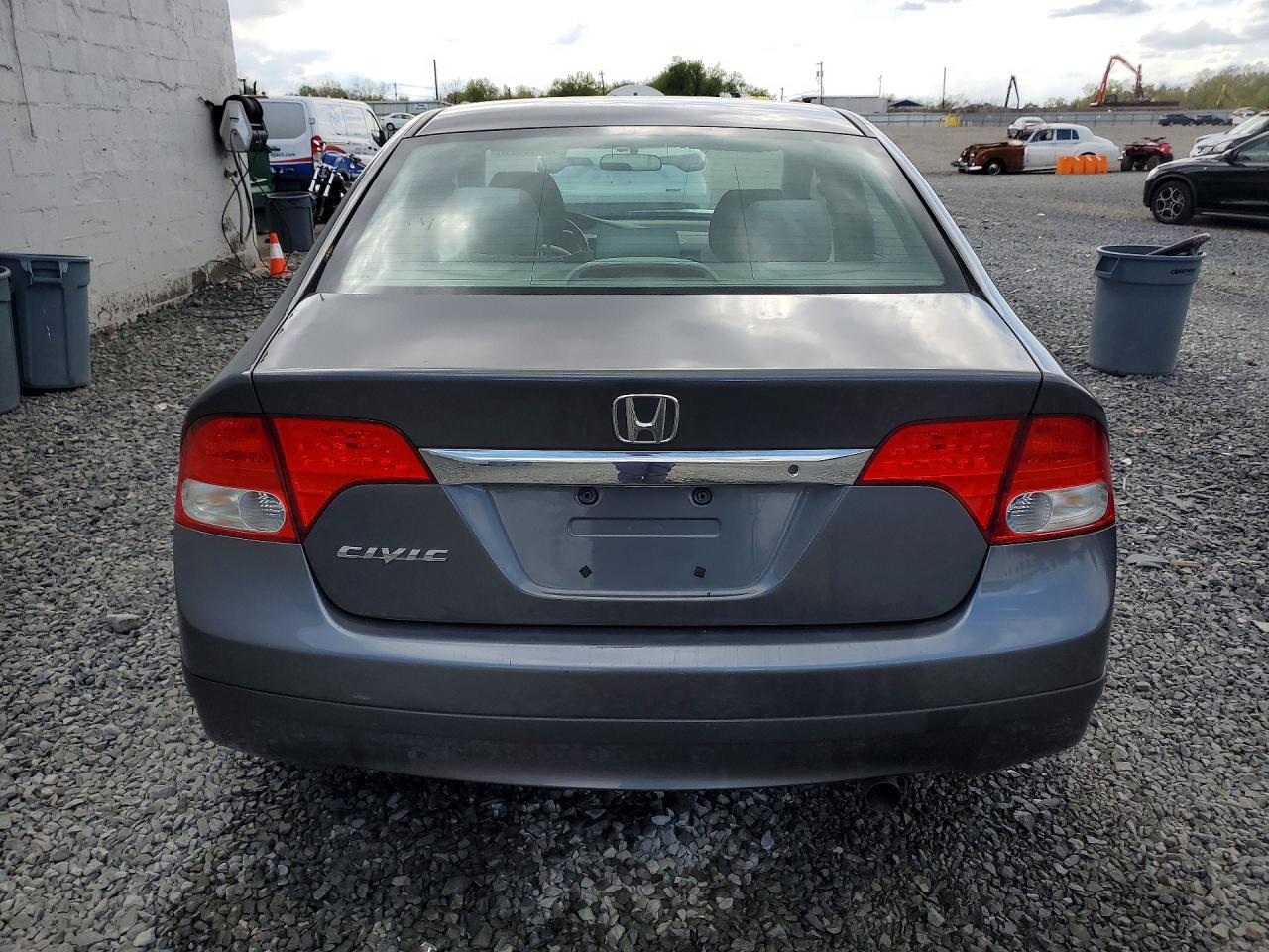 2011 HONDA CIVIC VP photo 11