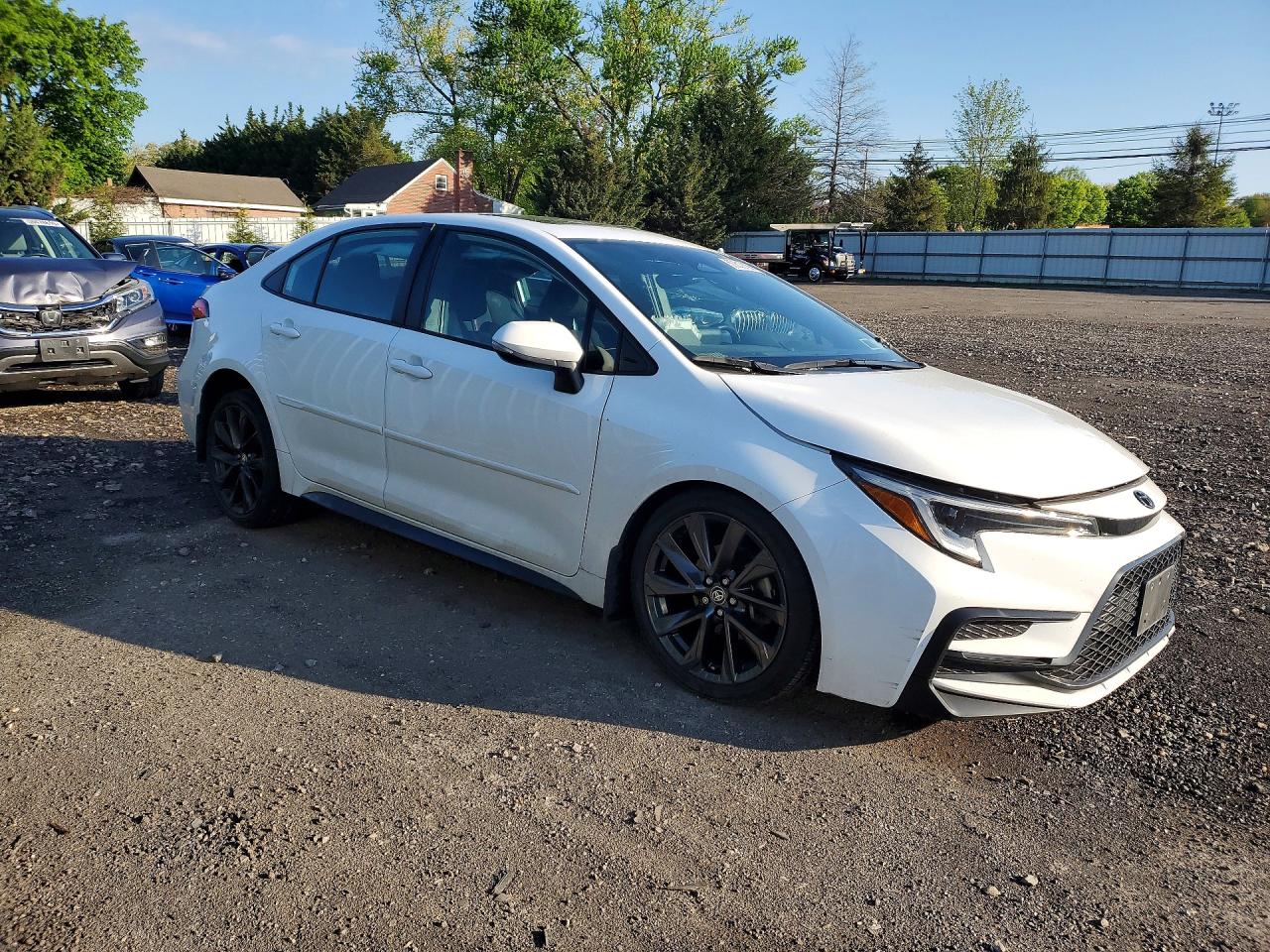 2023 TOYOTA COROLLA SE photo 4