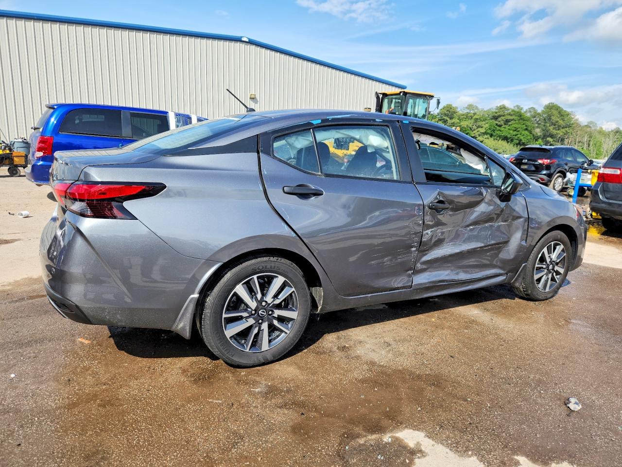 2025 NISSAN VERSA S photo 7