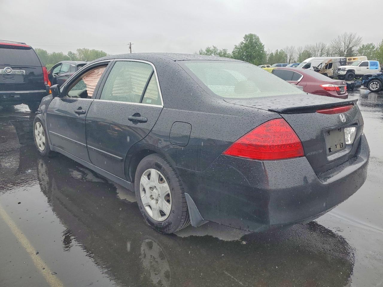 2007 HONDA ACCORD LX photo 2