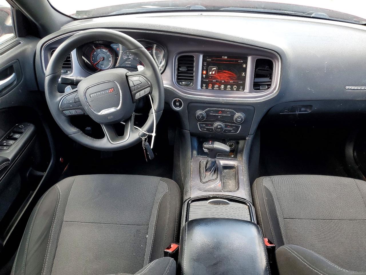 2016 DODGE CHARGER photo 22