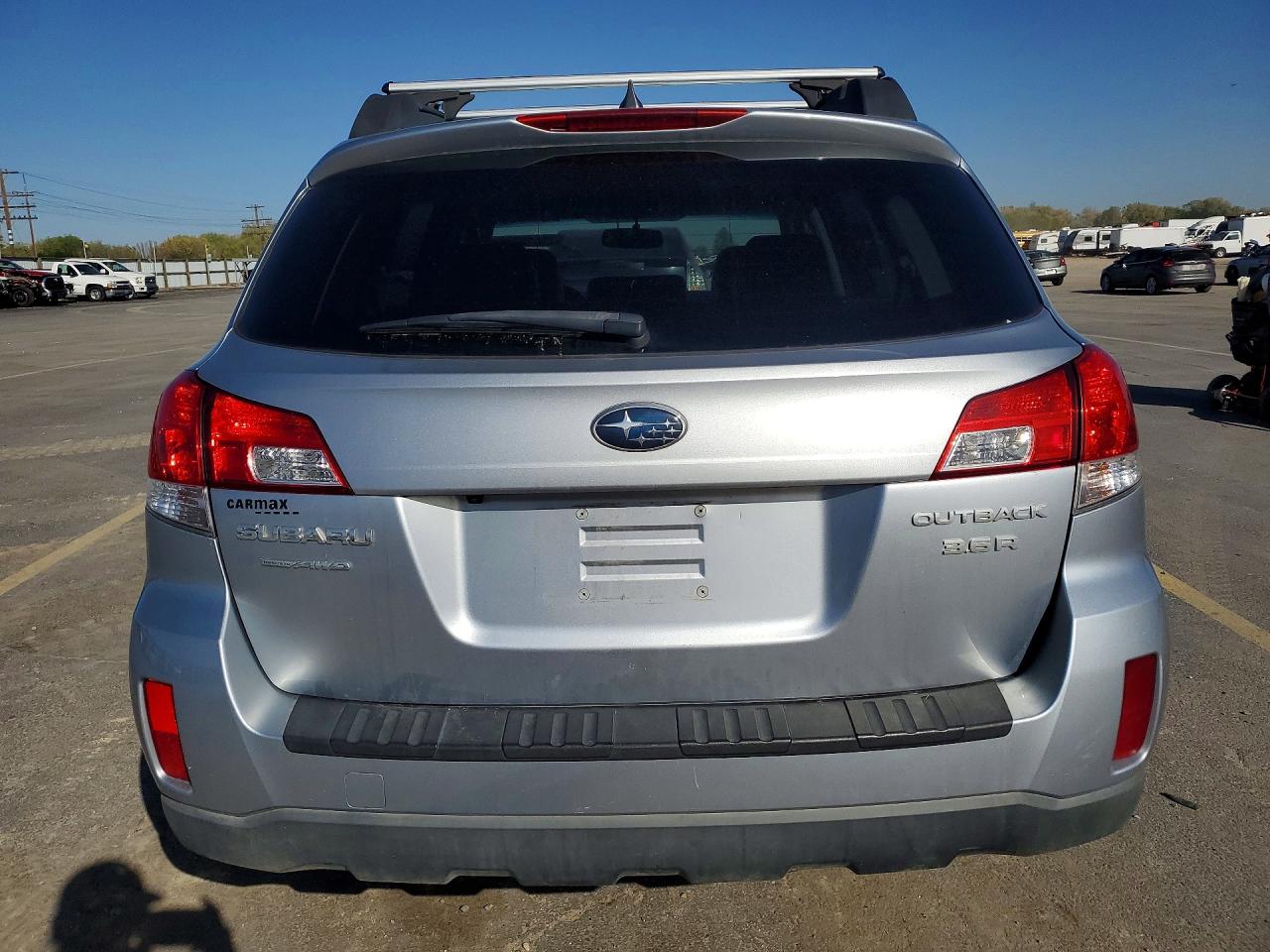 2014 SUBARU OUTBACK 3.6R LIMITED photo 16