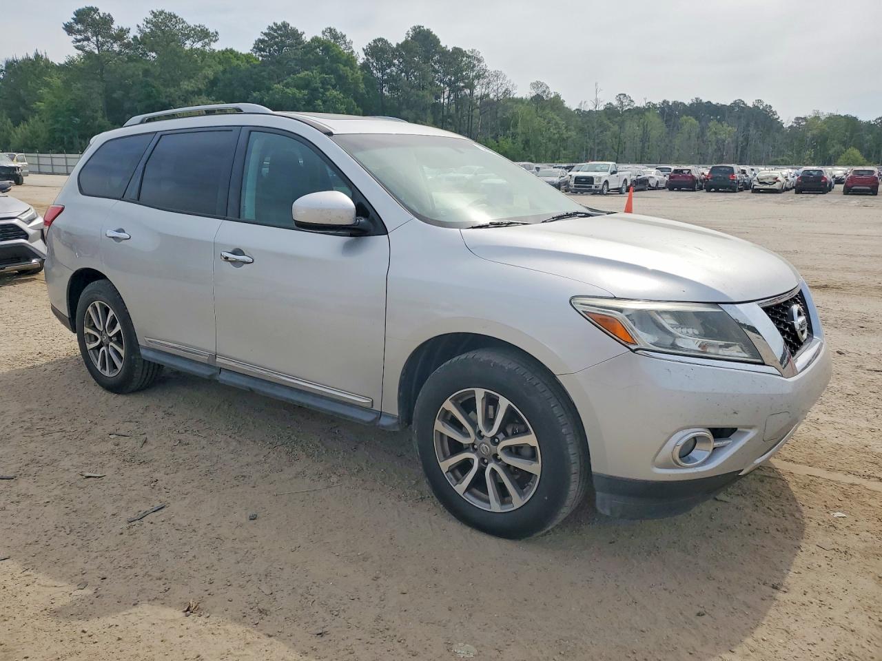 2013 NISSAN PATHFINDER S photo 7